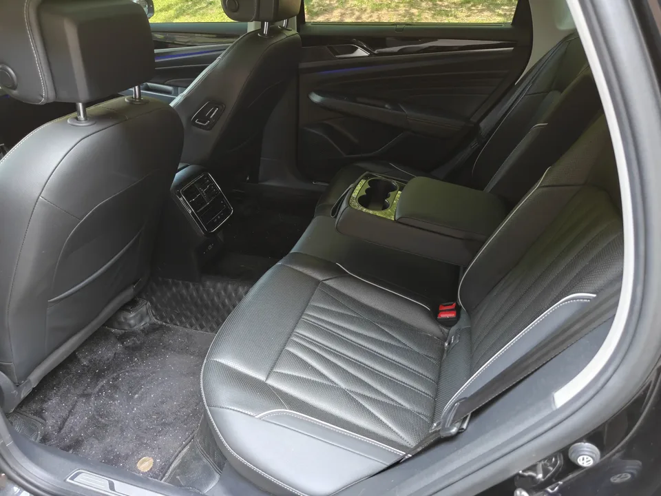 Volkswagen Passat Passat 2023 330TSI Starry Sky Deluxe Edition 2023 — миниатюра 5