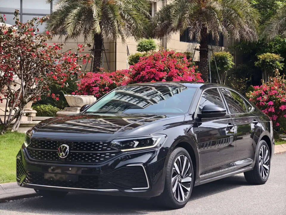 Volkswagen Passat 2022