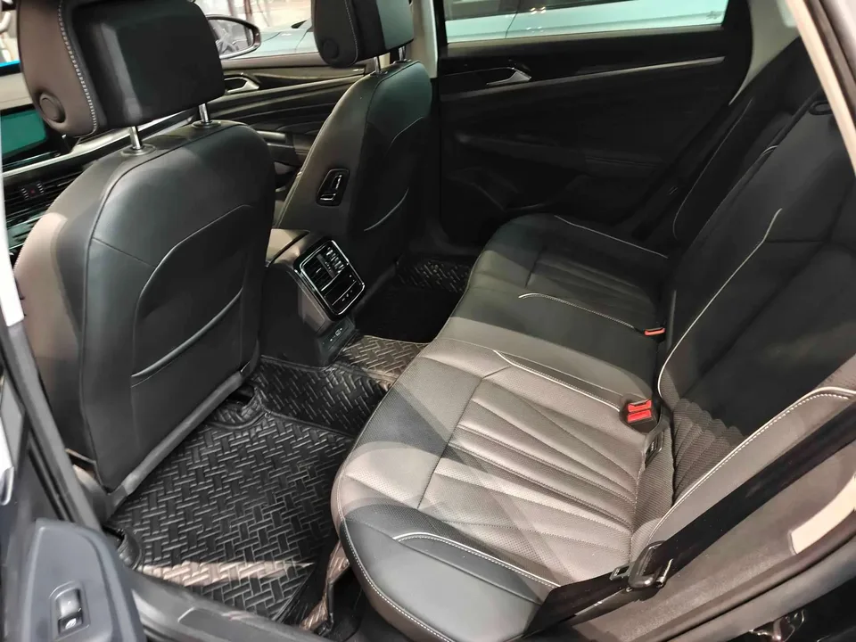 Volkswagen Passat Passat 2024 330TSI Elite Edition 2024 — миниатюра 5