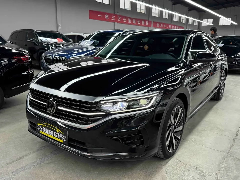 Volkswagen Passat 2024