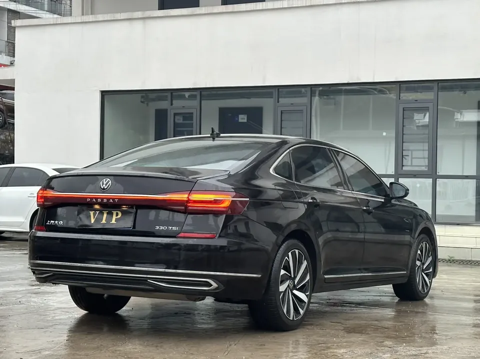 Volkswagen Passat Passat 2022 330TSI Star Elite Edition 2022 — миниатюра 4