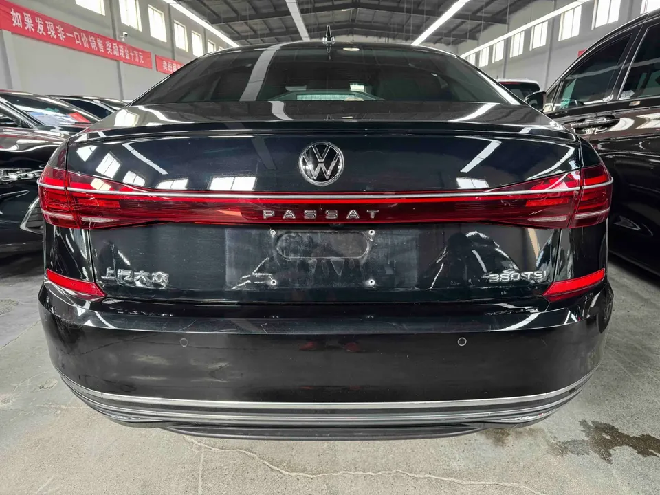 Volkswagen Passat Passat 2024 330TSI Elite Edition 2024 — миниатюра 2