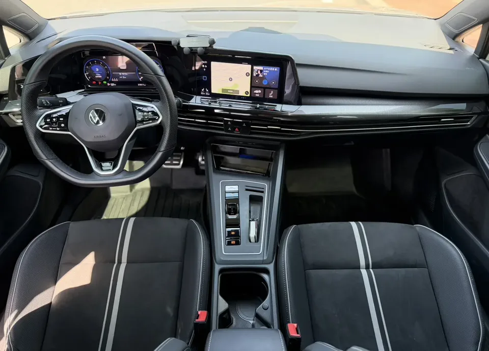 Volkswagen Golf Golf 2021 280TSI DSG R-Line 2022 — миниатюра 3