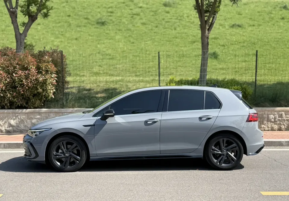 Volkswagen Golf Golf 2021 280TSI DSG R-Line 2022 — миниатюра 4