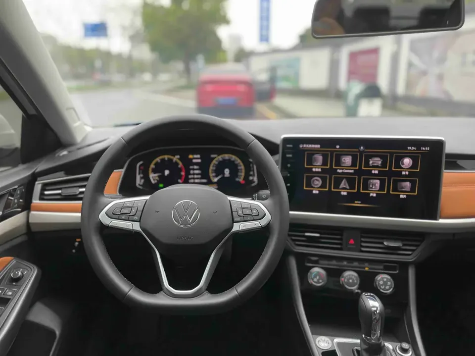 Volkswagen Bora Bora 2023 Bora 2023 280TSI DSG Premium Edition 2023 — thumbnail 4