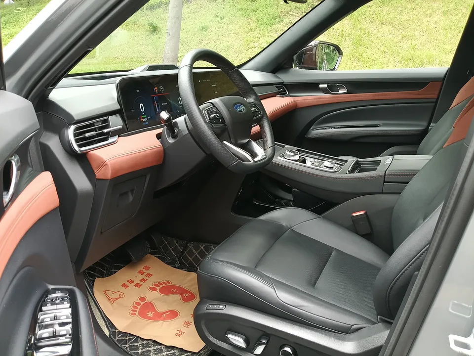 Ford Lingyu PHEV Lingyu PHEV 2025 Zunling PLUS 2024 — миниатюра 3