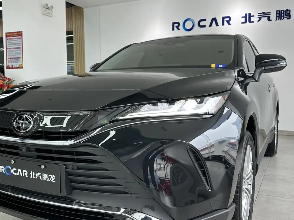 Toyota HARRIER 2.0L CVT two-wheel drive exclusive version 2023 — миниатюра 5