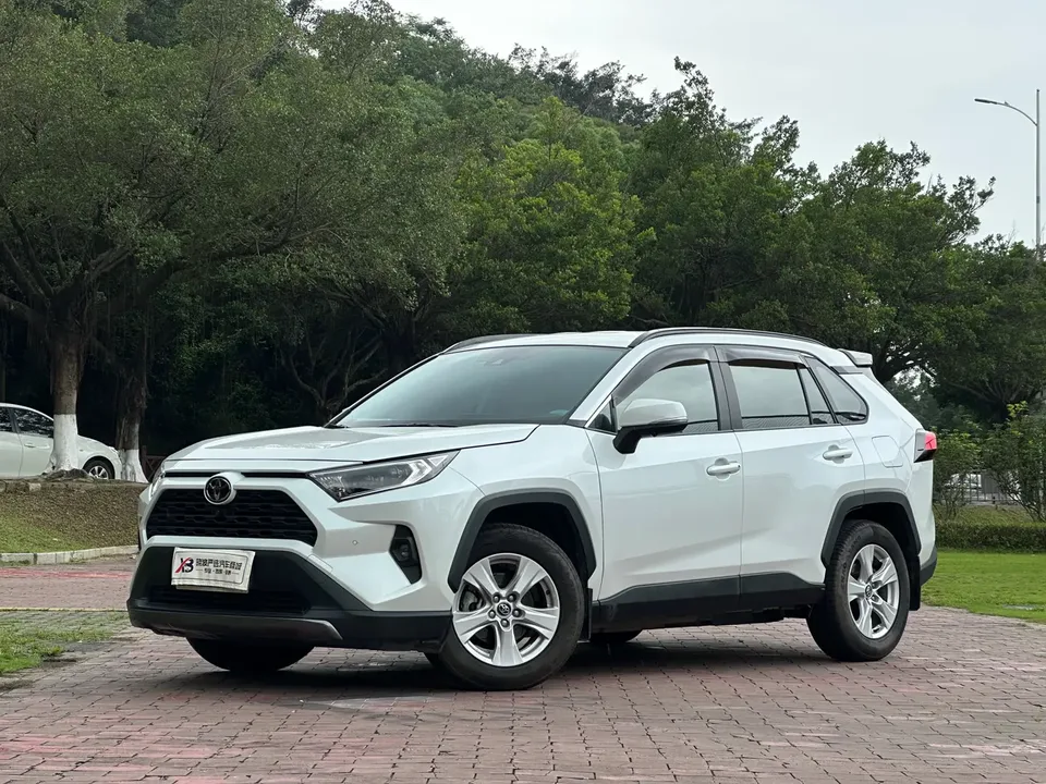 Toyota RAV4 2025