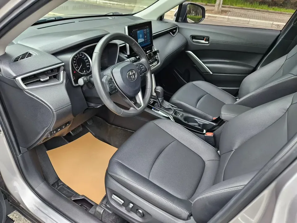 Toyota CorollaCross 2.0L Exclusive Edition 2022 — миниатюра 5