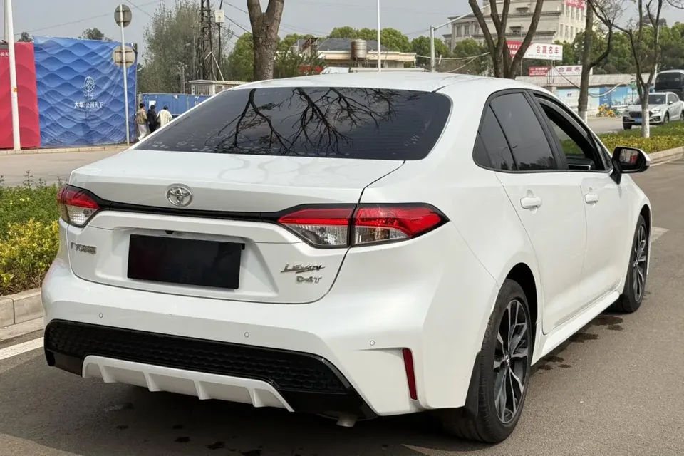 Toyota Levin Lei Ling 2022 2022 Lelink 185T CVT Sports Edition 2023 — thumbnail 2