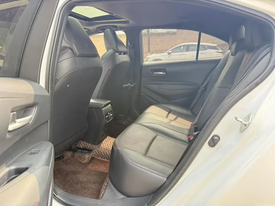 Toyota Levin Lei Ling 2022 2022 Lelink 185T CVT Sports Edition 2023 — thumbnail 3