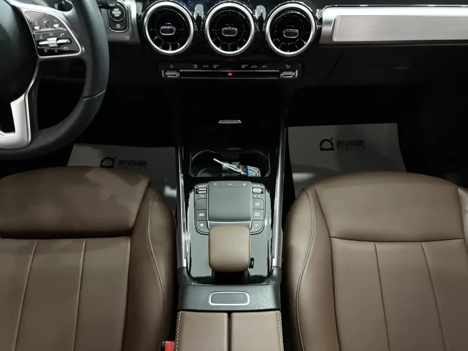 Mercedes-Benz GLB-Class Mercedes-Benz GLB 2023 GLB 200 Dynamic 2022 — миниатюра 3