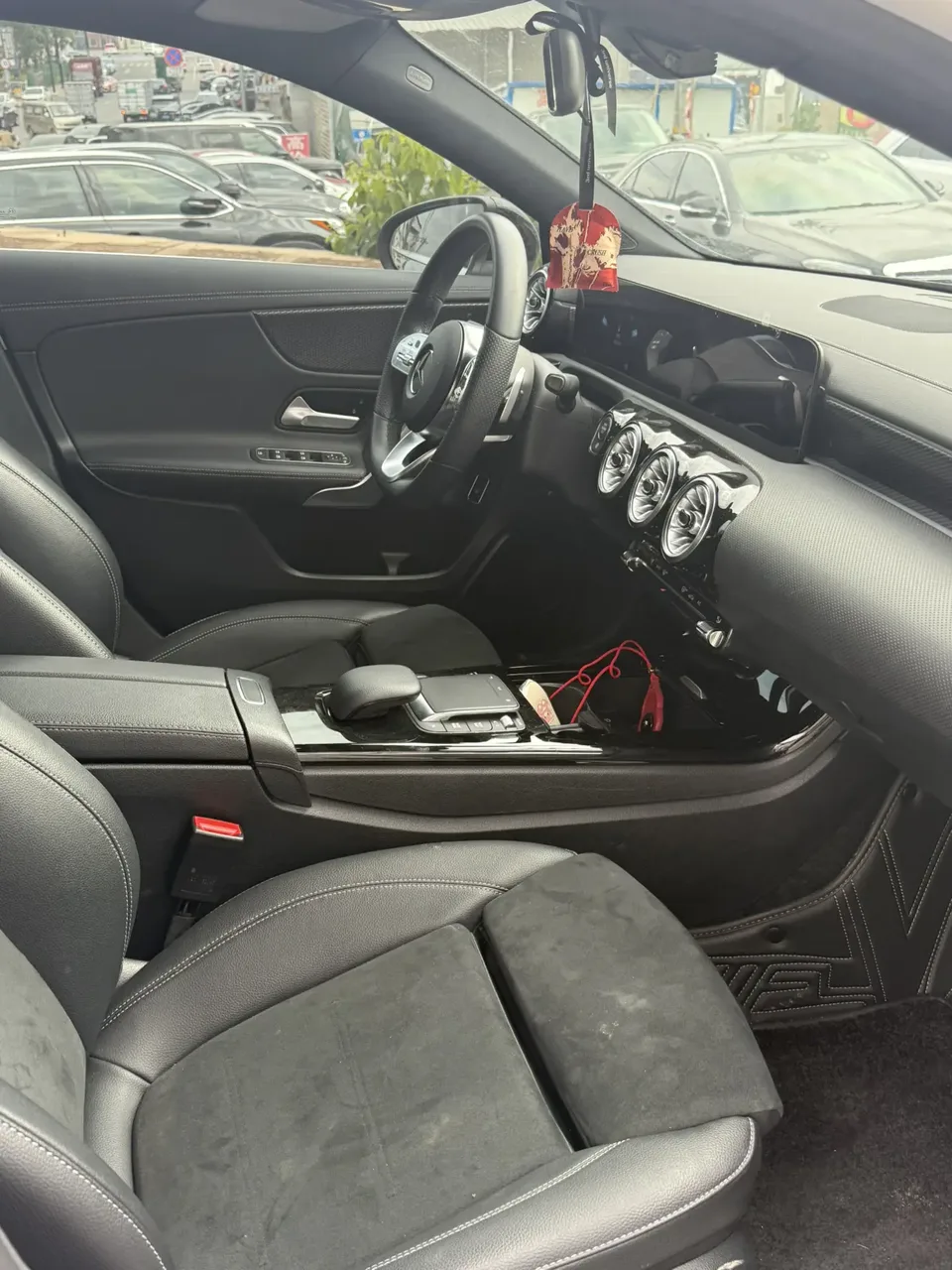 Mercedes-Benz Mercedes Benz A Class second facelift A 200 L sports sedan fashion version 2022 — миниатюра 3