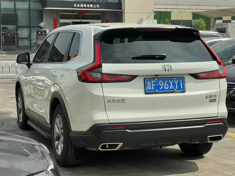 Honda CR-V Honda CR-V 2023 240TURBO CVT 2WD Smart 5-seater Edition 2023 — миниатюра 4