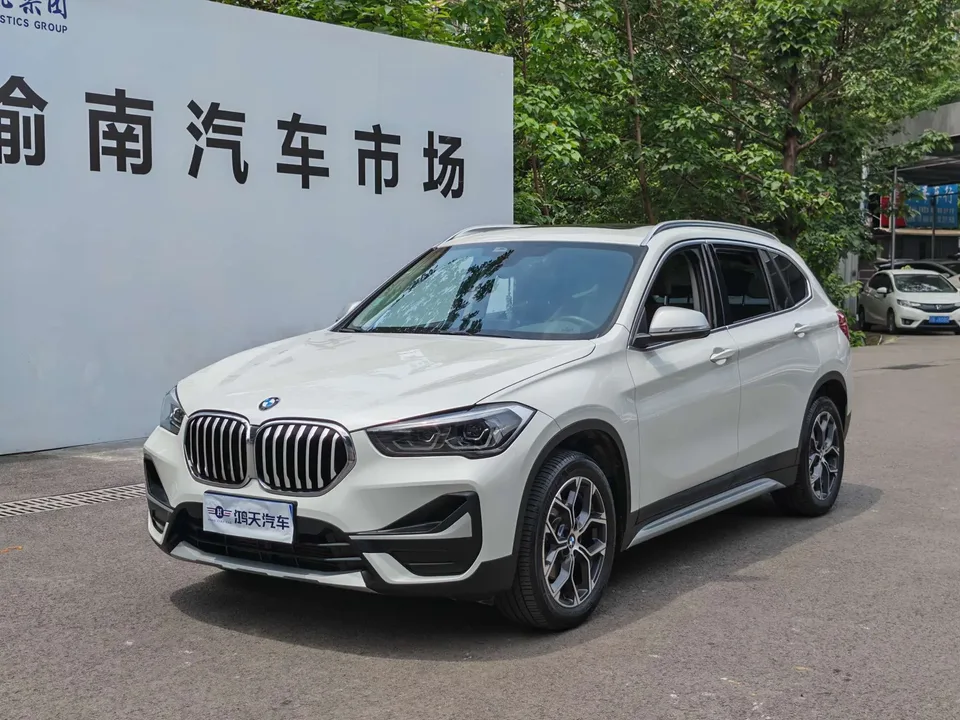 BMW X1 BMW X1 2022 sDrive20Li Fashion Edition 2023 — фото 1, купить с доставкой в Москву