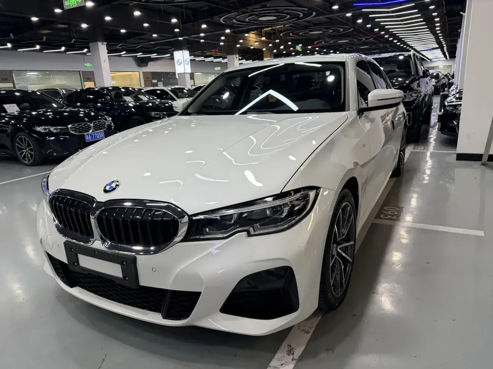 BMW 3 Series 2022