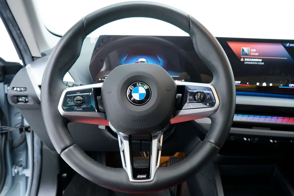 BMW 2 Series 225L M Sport Night Edition 2025 — миниатюра 3