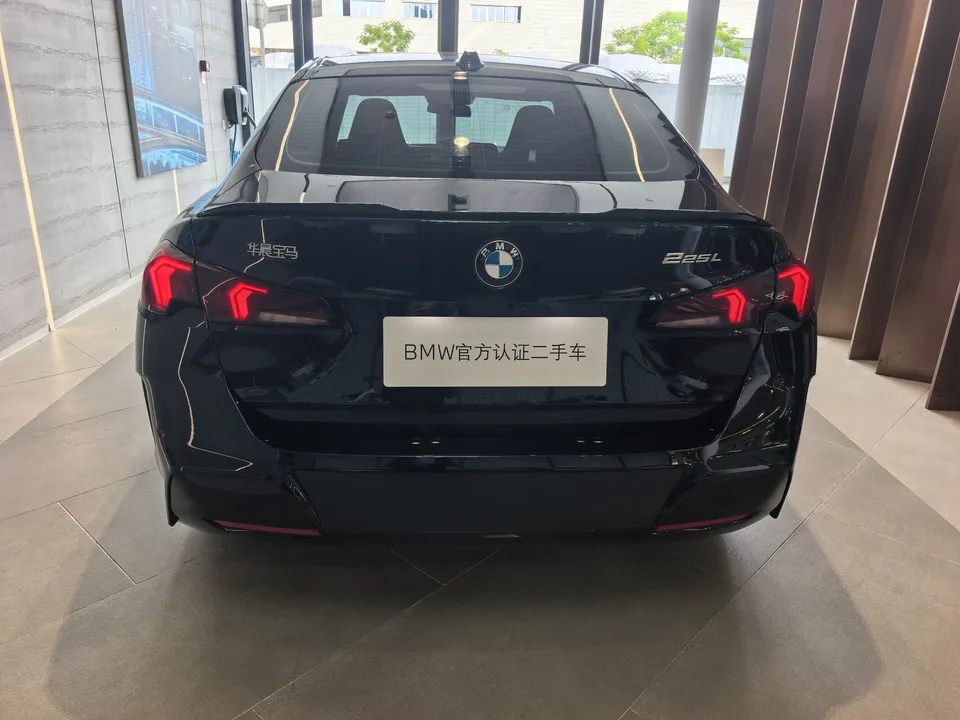 BMW 2 Series BMW 2 Series 225L M Sport Shadow Edition 2025 — миниатюра 2