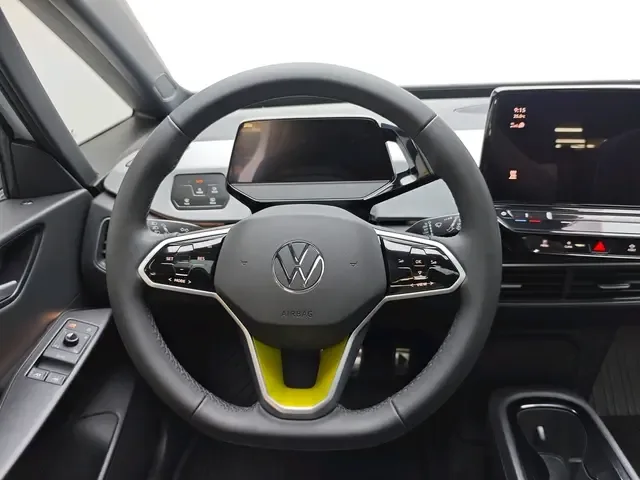 Volkswagen ID.3 Upgraded Pure Smart Edition 2023 — миниатюра 3