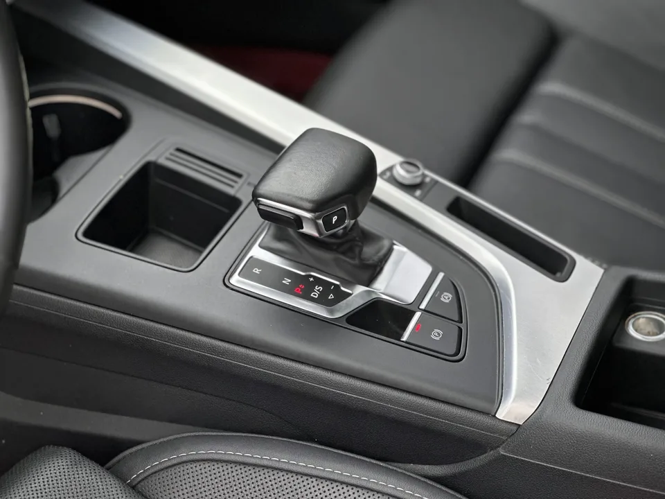 Audi a4 l Audi A4L 2022 40 TFSI Fashion Dynamic Edition 2022 — миниатюра 3