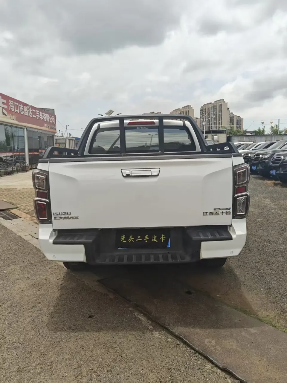 Isuzu D-Max 1.9T Automatic 2WD Diesel Global RZ4E 2022 — миниатюра 2