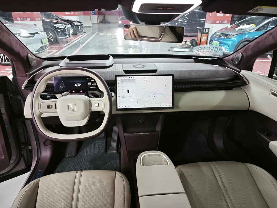 Zeekr X four-seat rear-wheel drive version 2024 — миниатюра 3