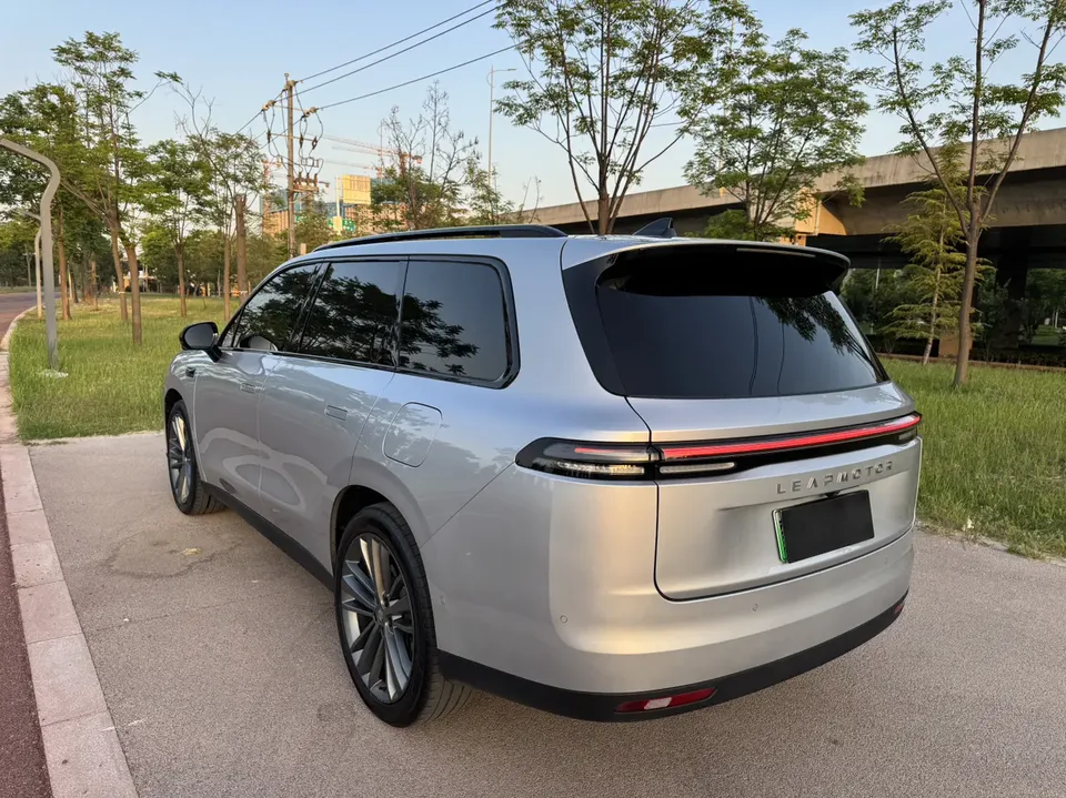 Leapmotor C16 Extended Range 200 Premium Edition 2024 — миниатюра 2