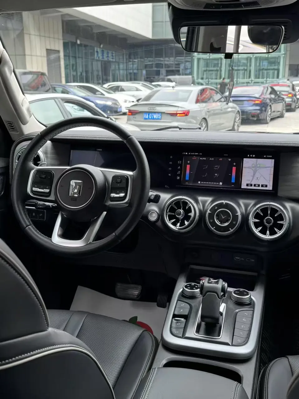 Tank 300 Off-Road Edition 2.0T Conqueror 2022 — миниатюра 5