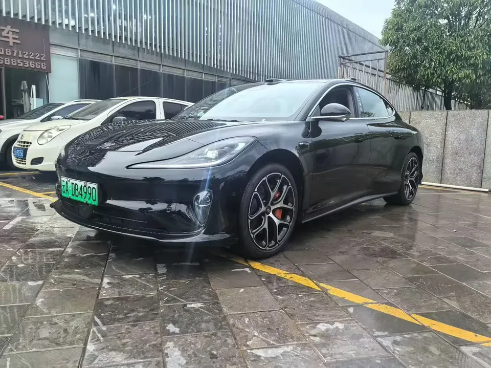 IM Motors L6 L6 2025 Ultra 100kWh 2025 — photo 1, buy with delivery to Moscow