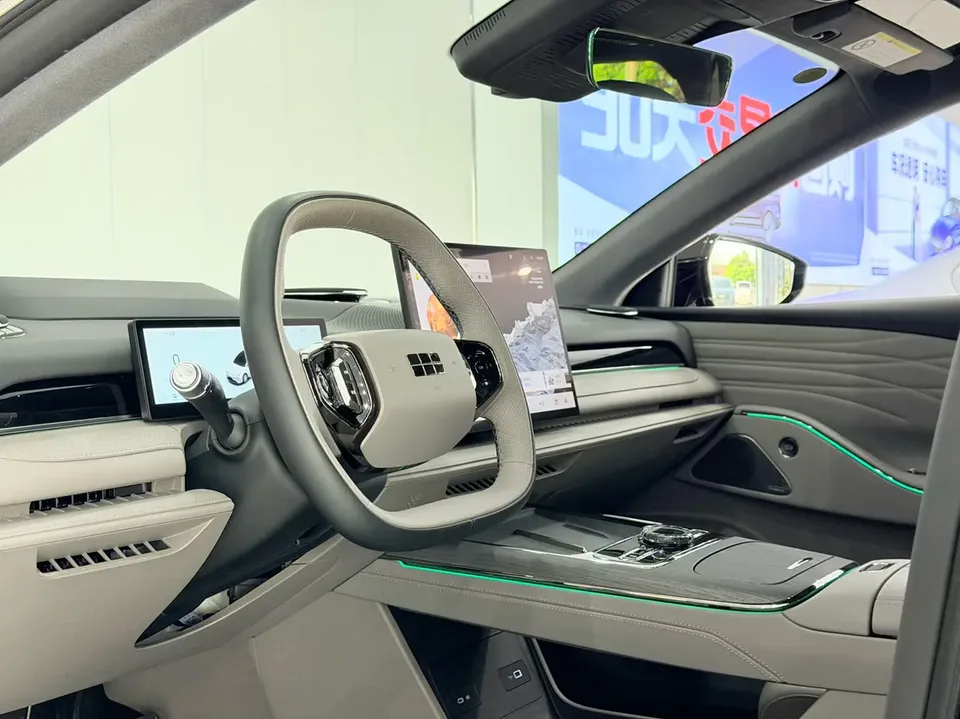 Geely Galaxy Star 8 PHEV 130km EM-P Starship Edition 2025 — миниатюра 5
