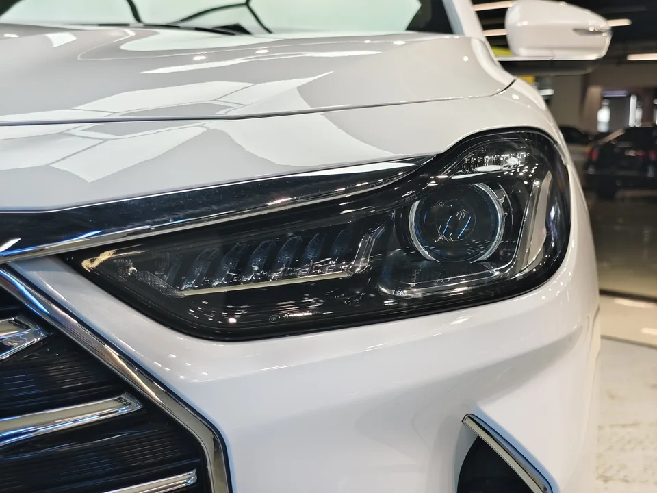 Jetour Jietu X70 PLUS Zhuge 1.6T DCT Wuhou 7-seater 2022 — миниатюра 3
