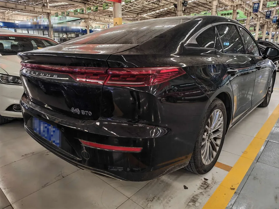 FAW Bestune B70 Bestune B70 2024 fourth generation 2.0T Lingyu version 2024 — миниатюра 2