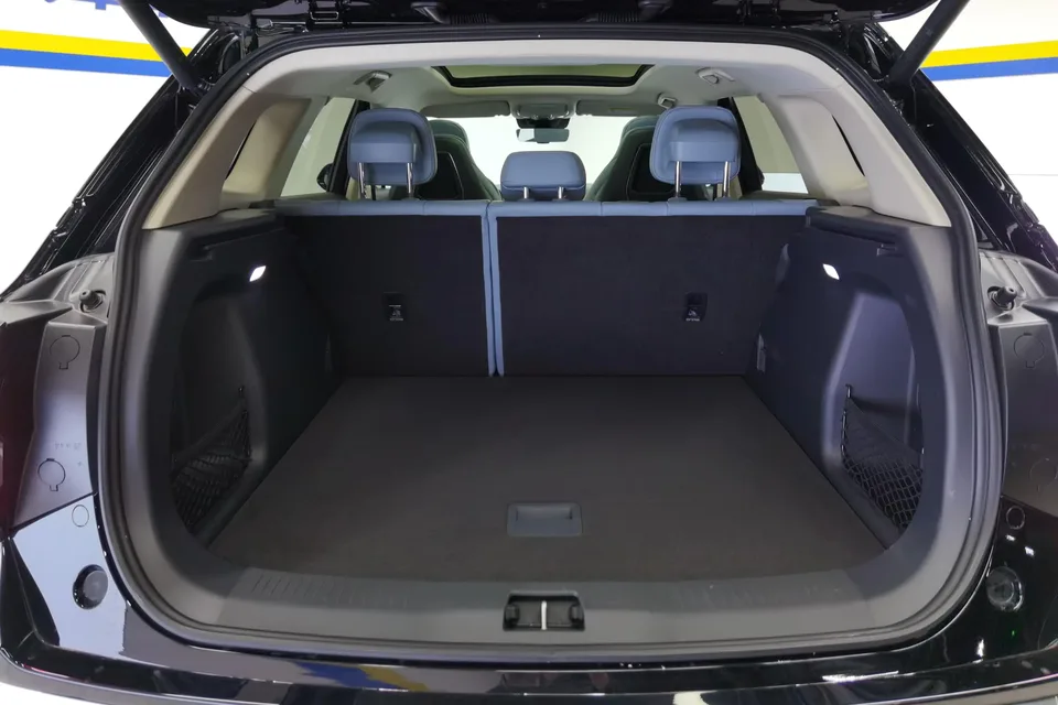 Hongqi HS3 PHEV 115km Jinwei Edition 2024 — миниатюра 5