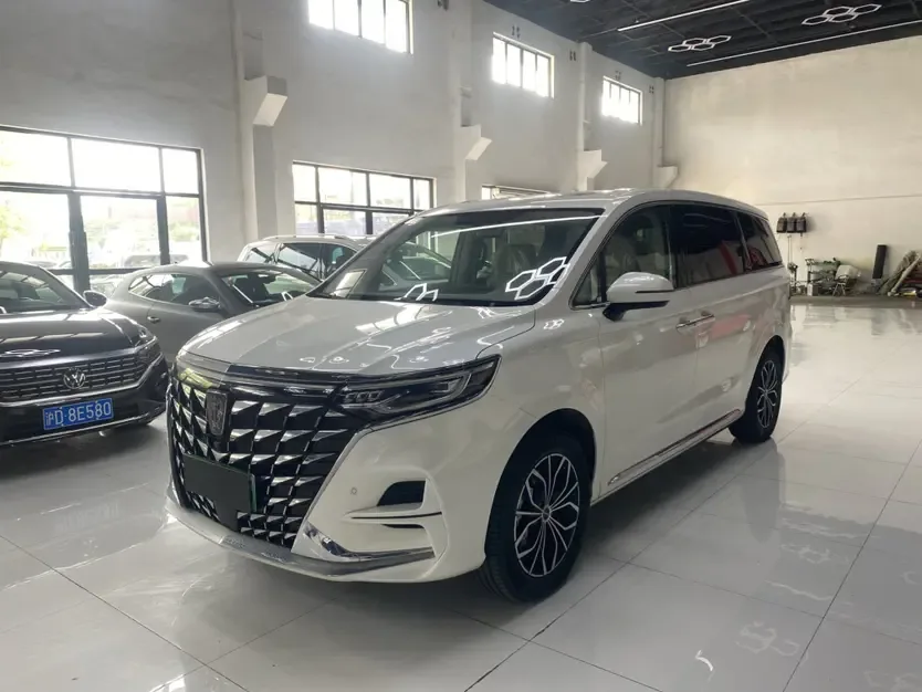 Roewe iMAX8 EV 2026