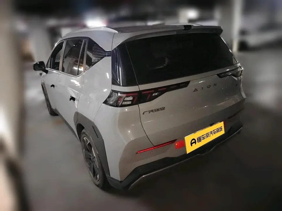 AION Y AION Y 2022 70 Smart Edition Lithium Iron Phosphate 2022 — миниатюра 2