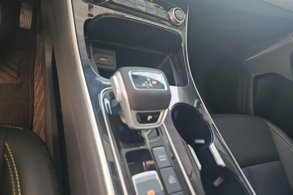Forthing Fengxing T5 EVO Fengxing T5 EVO 2024 Swift Edition 1.5TD DCT Starry Sky Edition 2024 — миниатюра 3