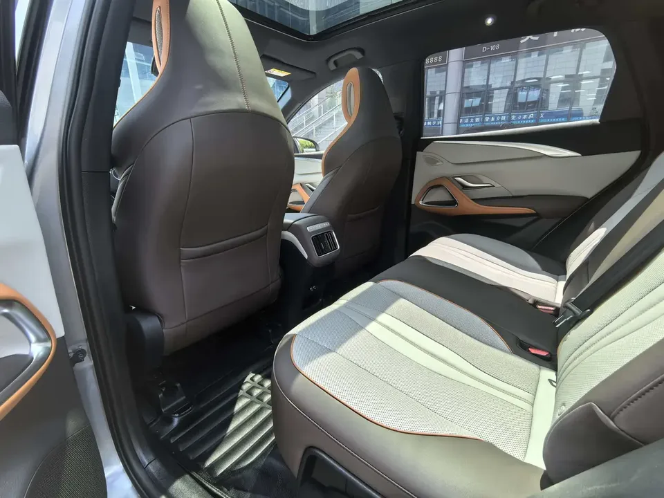 BYD Song Pro DM Song Pro DM 2022 DM-i 110km Flagship Pro 2023 — миниатюра 3