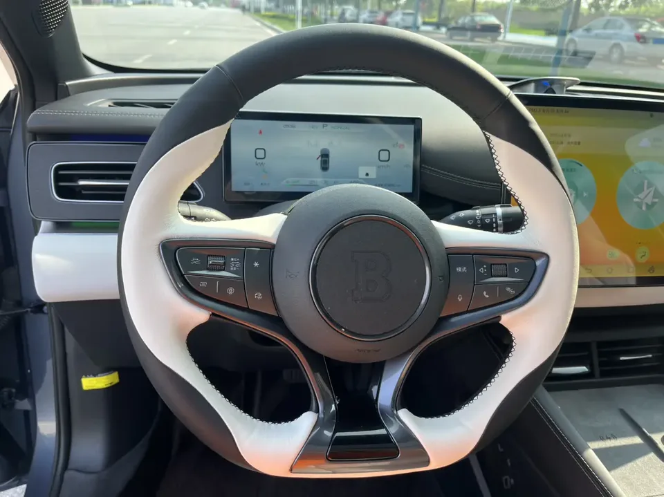 BYD Seal 06DM Intelligent Driving Edition DM-i 120KM Flagship Model 2024 — миниатюра 5