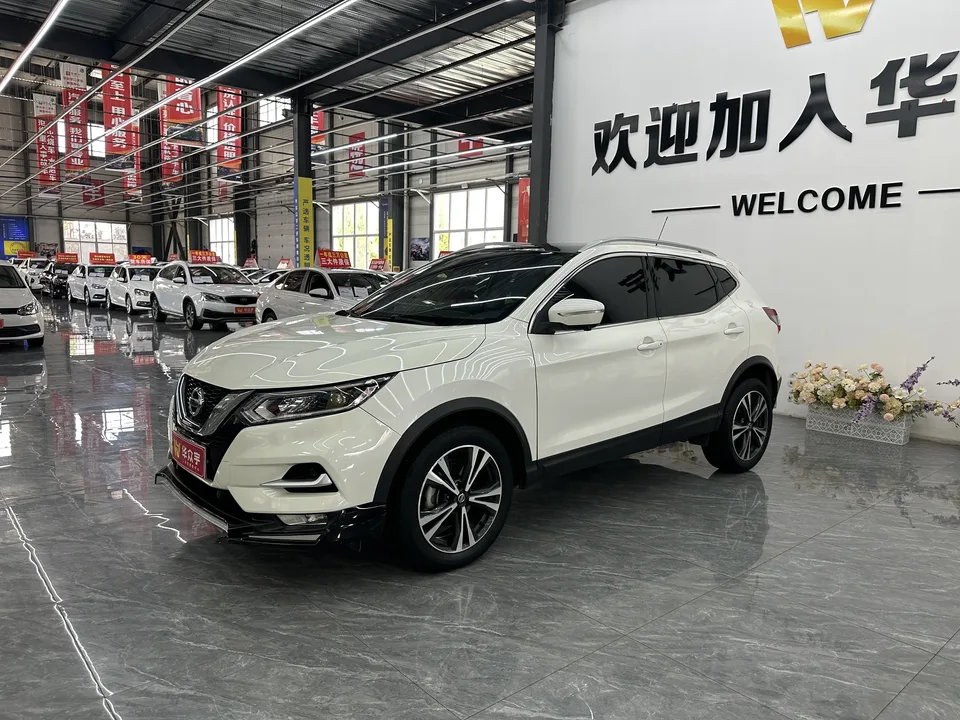 Nissan Qashqai Qashqai 2022 2.0L XV Prem. Deluxe Edition 2022 — фото 1, купить с доставкой в Москву