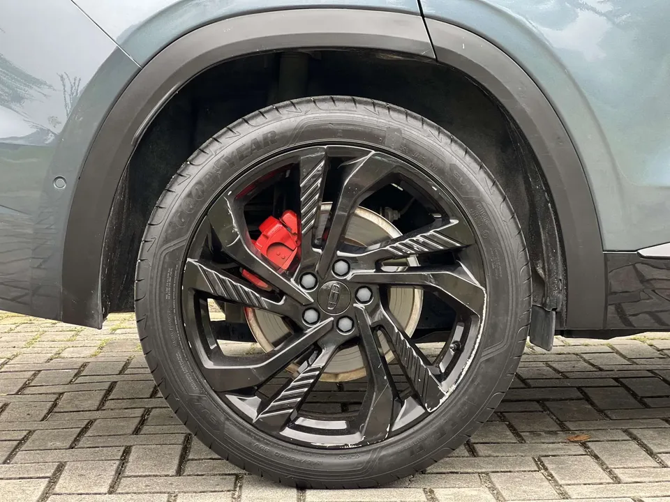 Geely Monjaro 2.0TD High-power Automatic 4WD Flagship Model 2022 — миниатюра 4