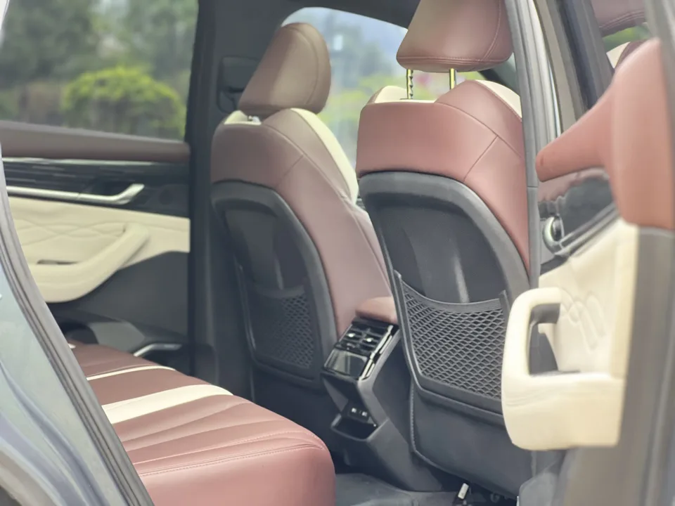 Geely Monjaro 2.0TD High-power Automatic 4WD Flagship Model 2022 — миниатюра 5