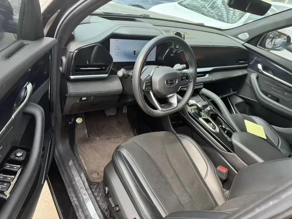 Geely Monjaro Xingyue L 2024 2.0TD High Power Automatic 2WD Yunqi Edition 2025 — миниатюра 5