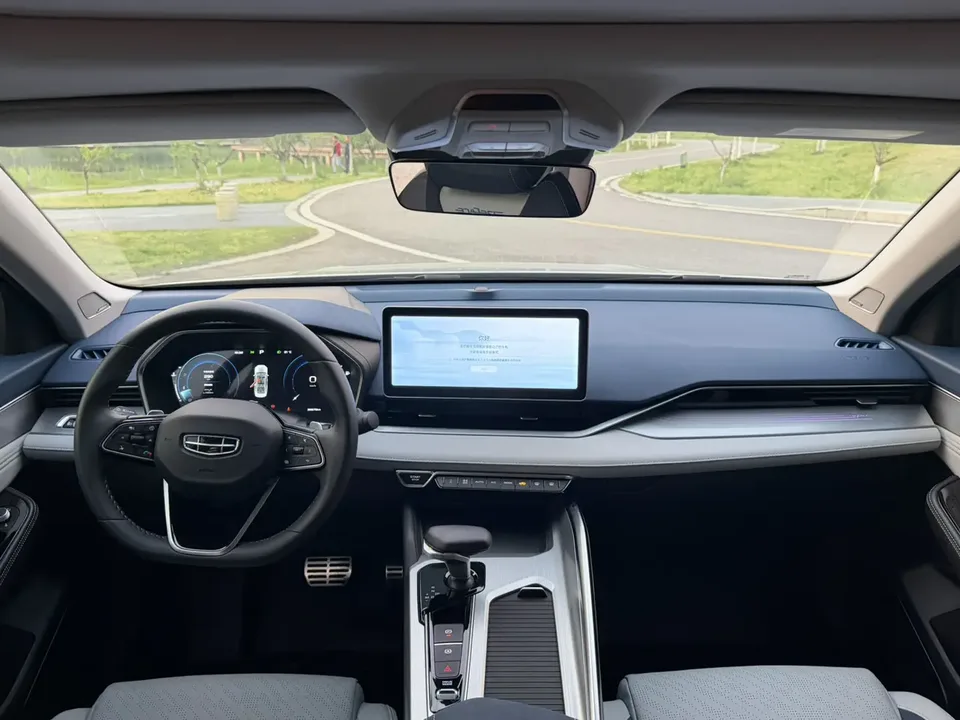 Geely Preface Xing Rui 2023 Xingrui 2023 2.0T Premium Edition 2023 — thumbnail 3