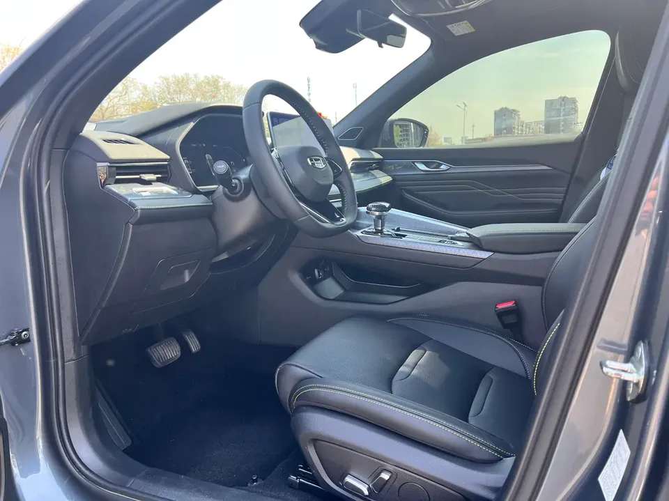 Geely Preface Xing Rui 2023 1.5T Kunlun Edition 2024 — thumbnail 3