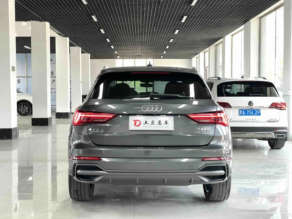 Audi Q3 Audi Q3 2023 35 TFSI Fashionable and Dynamic 2023 — миниатюра 2
