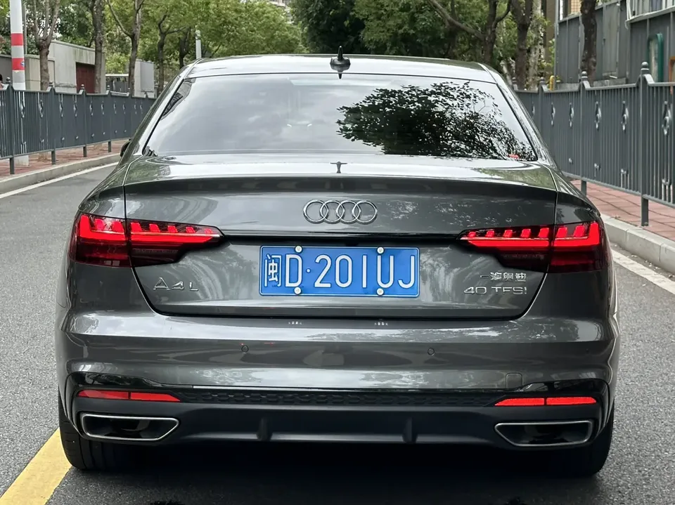 Audi a4 l Audi A4L 2024 40 TFSI luxury and dynamic model 2024 — миниатюра 2