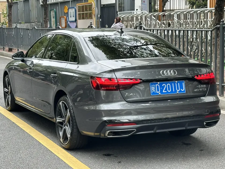Audi a4 l Audi A4L 2024 40 TFSI luxury and dynamic model 2024 — миниатюра 4