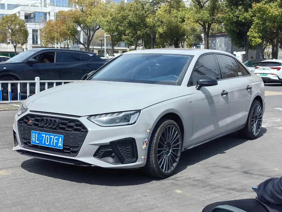 Audi a4 l 2022