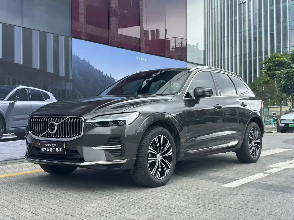 Volvo XC60 2022