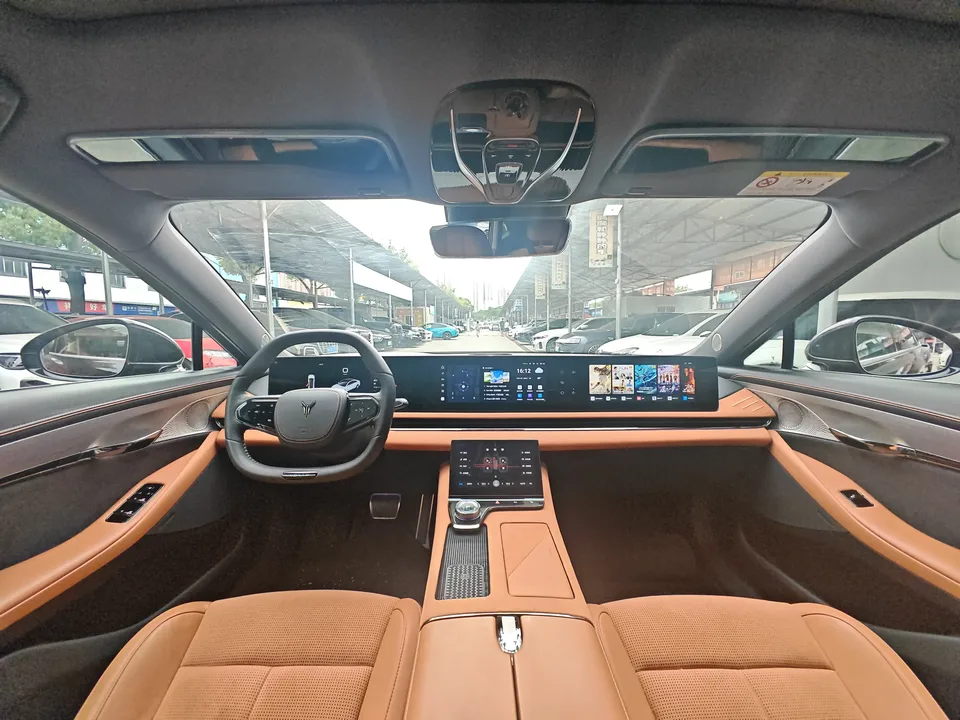 Voyah Passion PHEV Lantu Chasing Light PHEV 2024 ultra-long range four-wheel drive flagship version 2024 — миниатюра 4